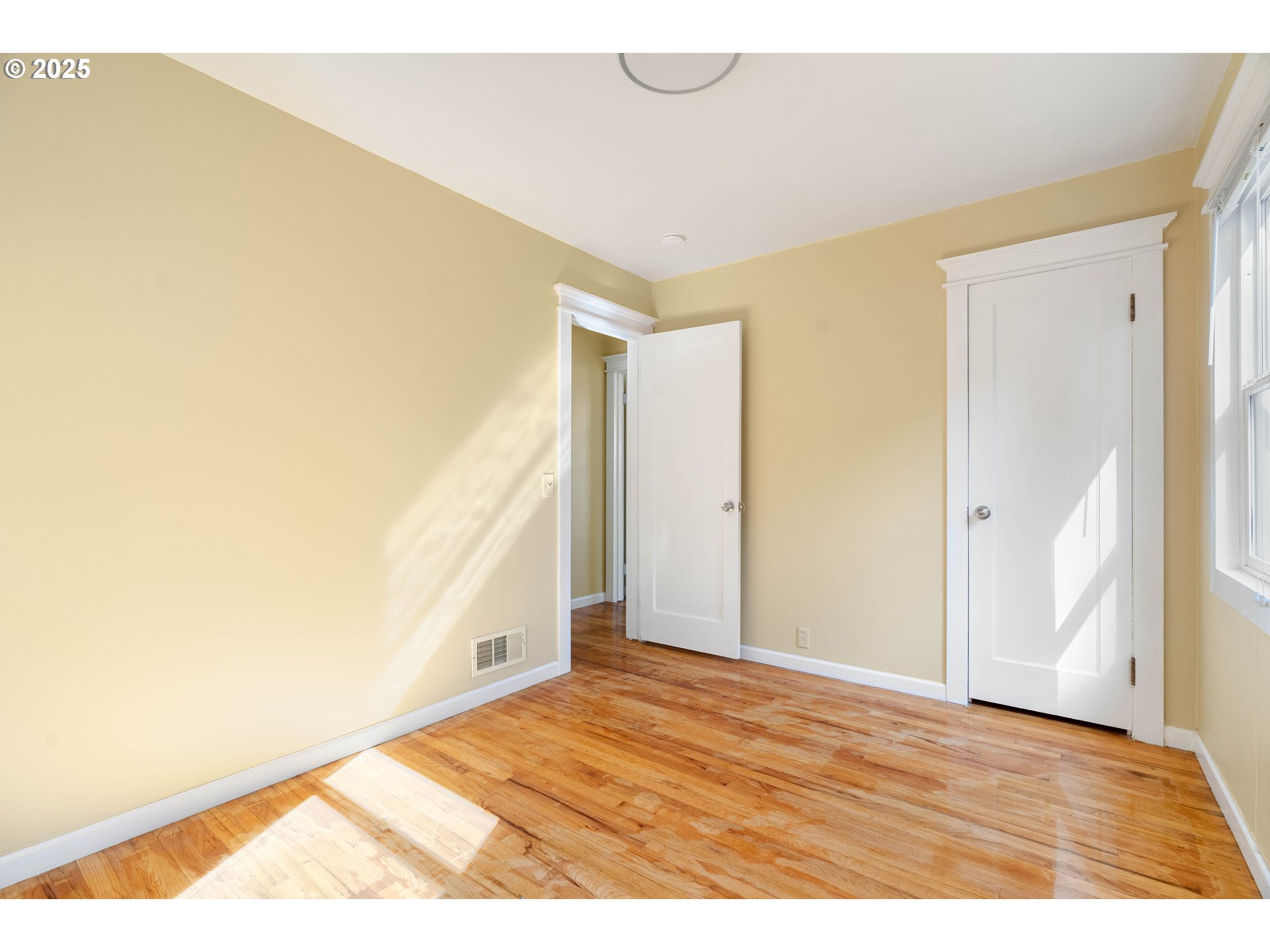 11330 Ne Glisan St Property Photo 17