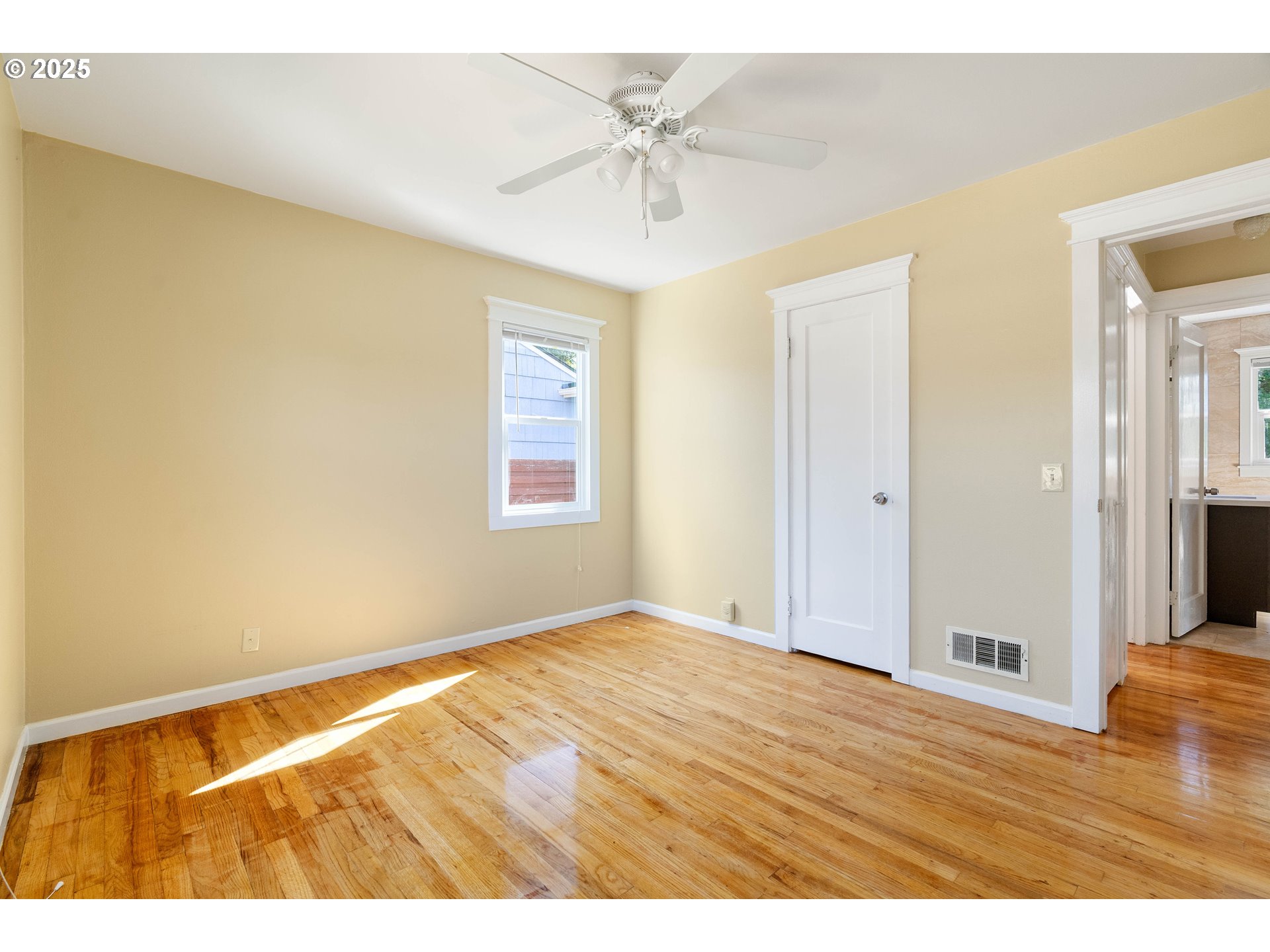 11330 Ne Glisan St Property Photo 19