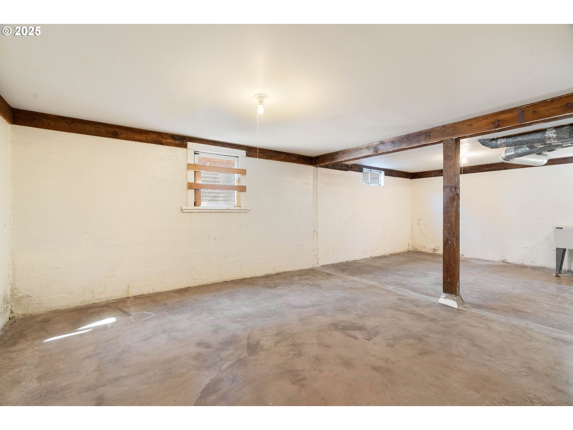 11330 Ne Glisan St Property Photo 24