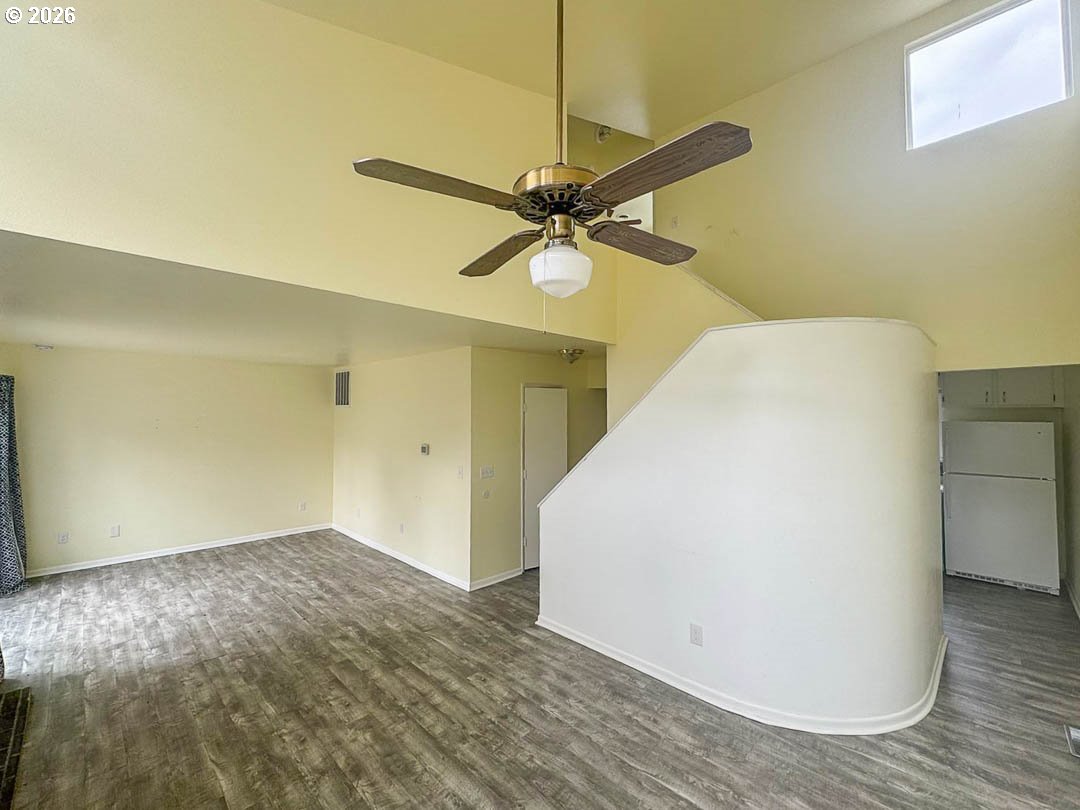 1572 Nw Tanasbrook Ct Property Photo 3