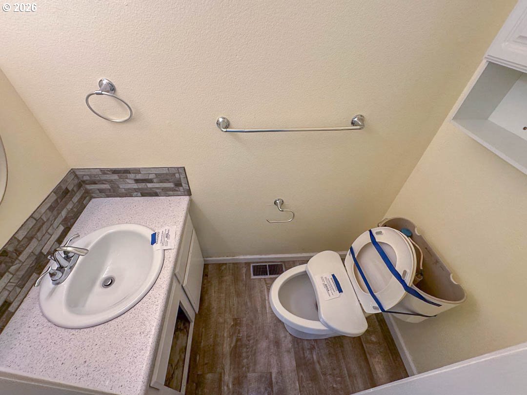 1572 Nw Tanasbrook Ct Property Photo 7