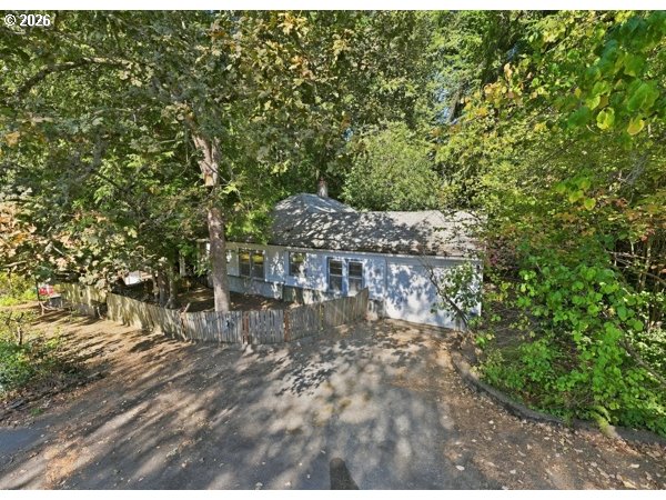 2211 Sw Martha St Property Photo 3
