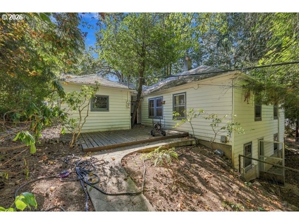 2211 Sw Martha St Property Photo 8