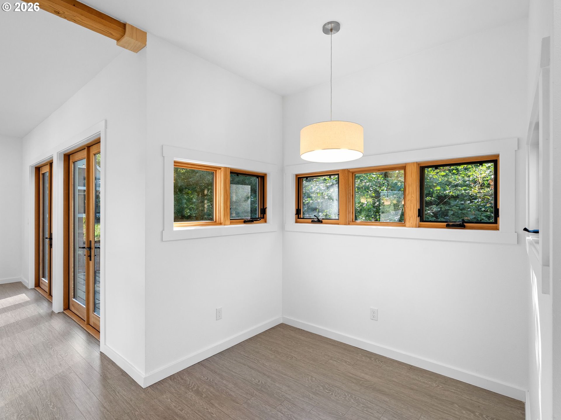 450 Miller St Property Photo 6