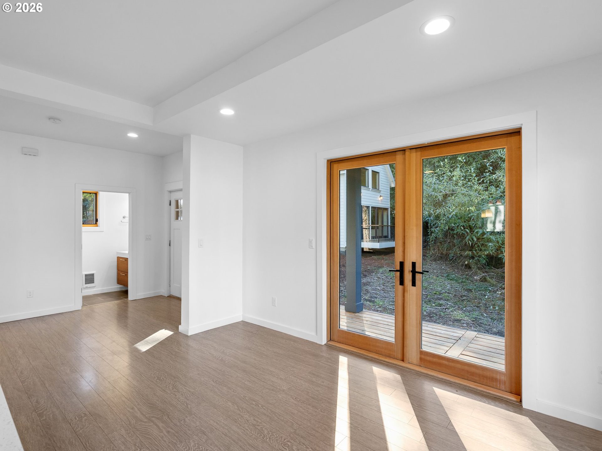 450 Miller St Property Photo 14