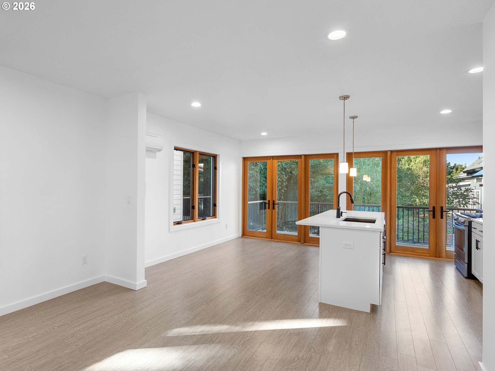 450 Miller St Property Photo 21