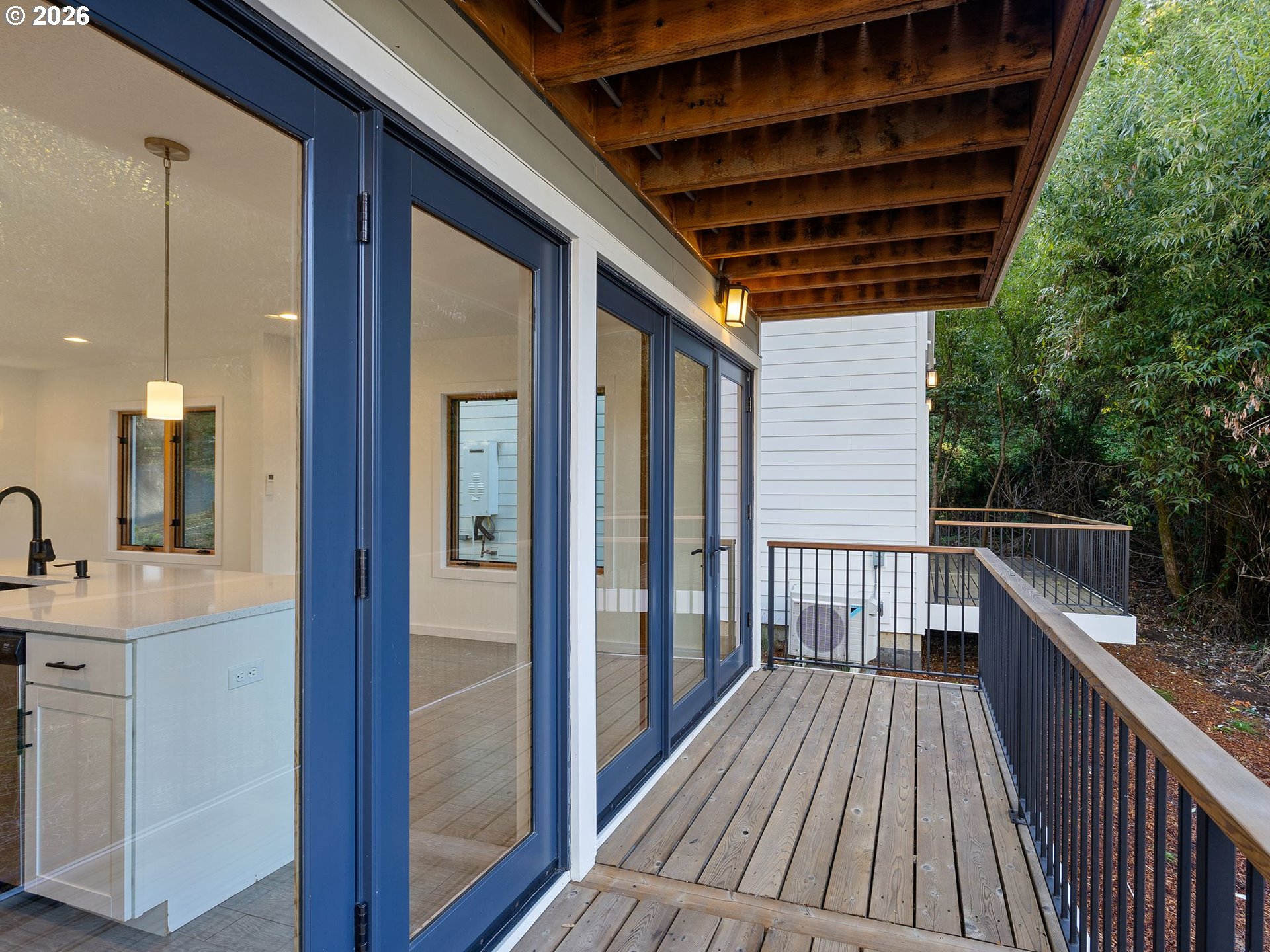 450 Miller St Property Photo 26