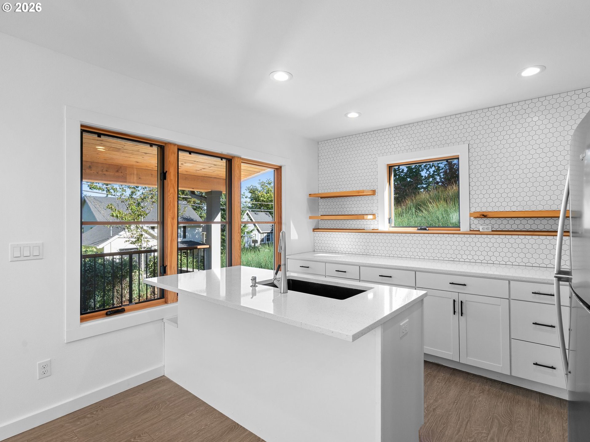 450 Miller St Property Photo 40