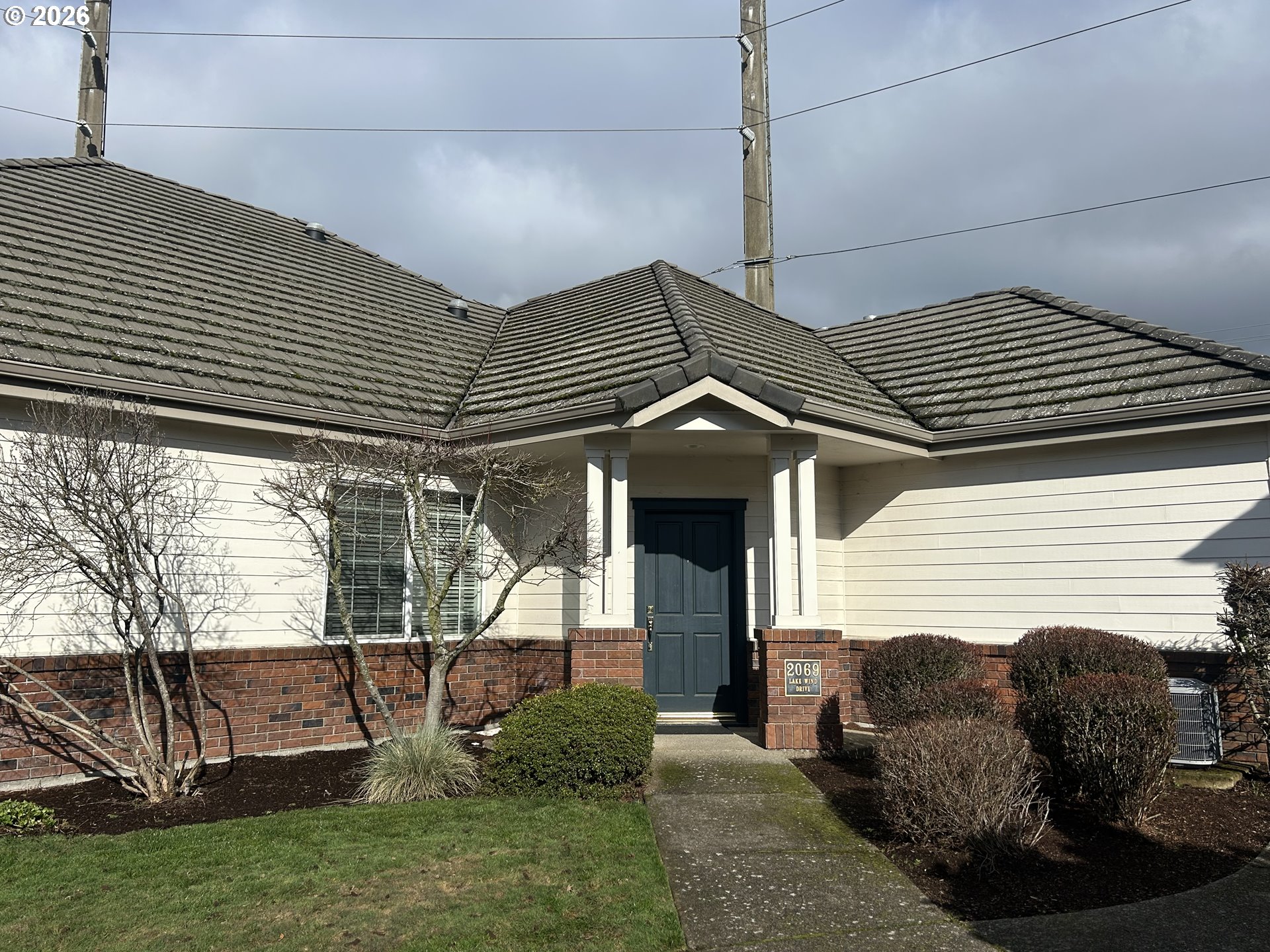 2063 Lake Wind Dr Property Photo 16