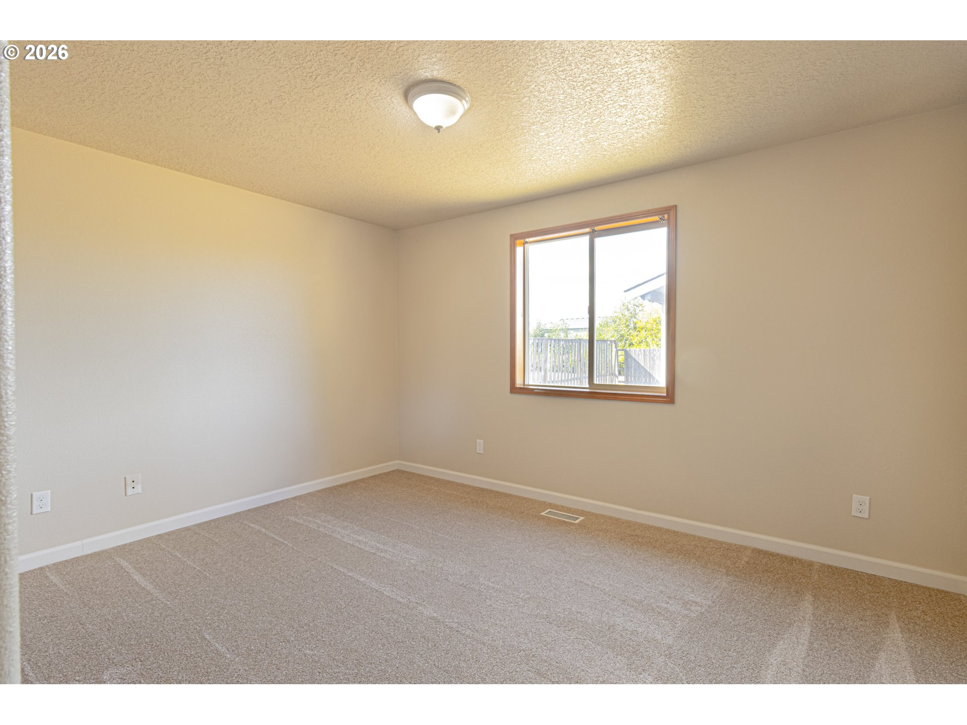 1729 Hartford Dr Property Photo 15