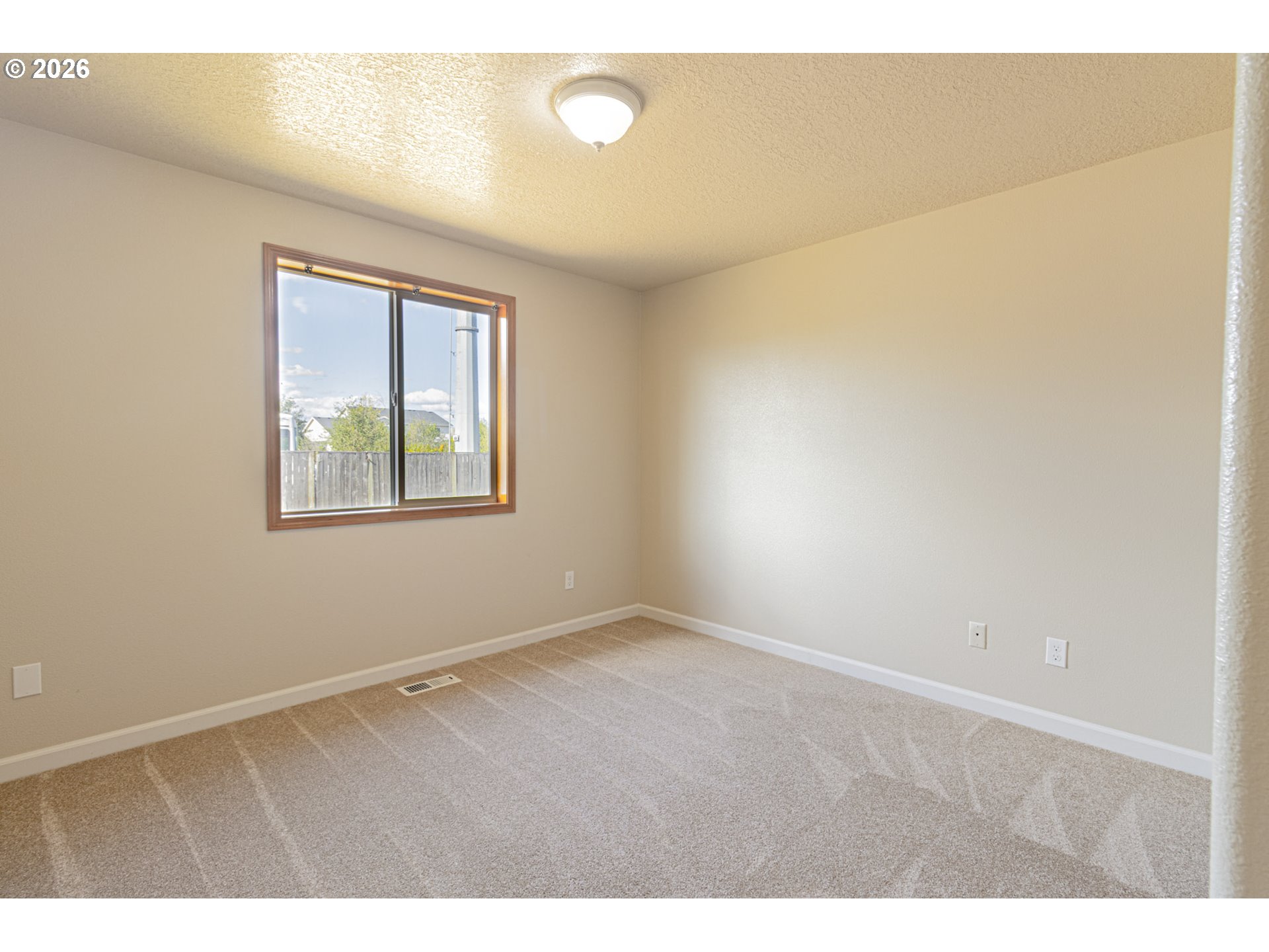1729 Hartford Dr Property Photo 17
