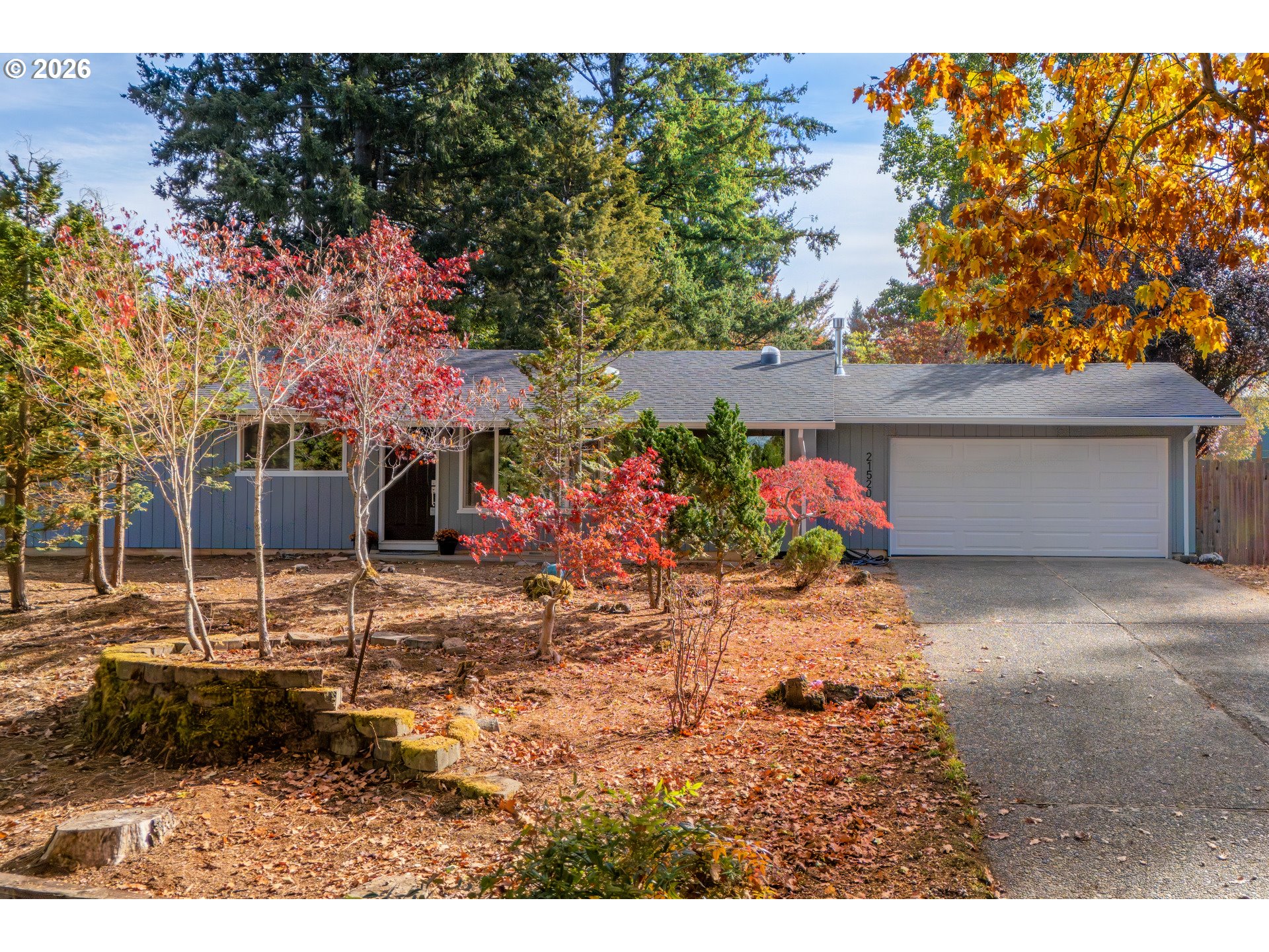 21520 S Lee Dr Property Photo 2