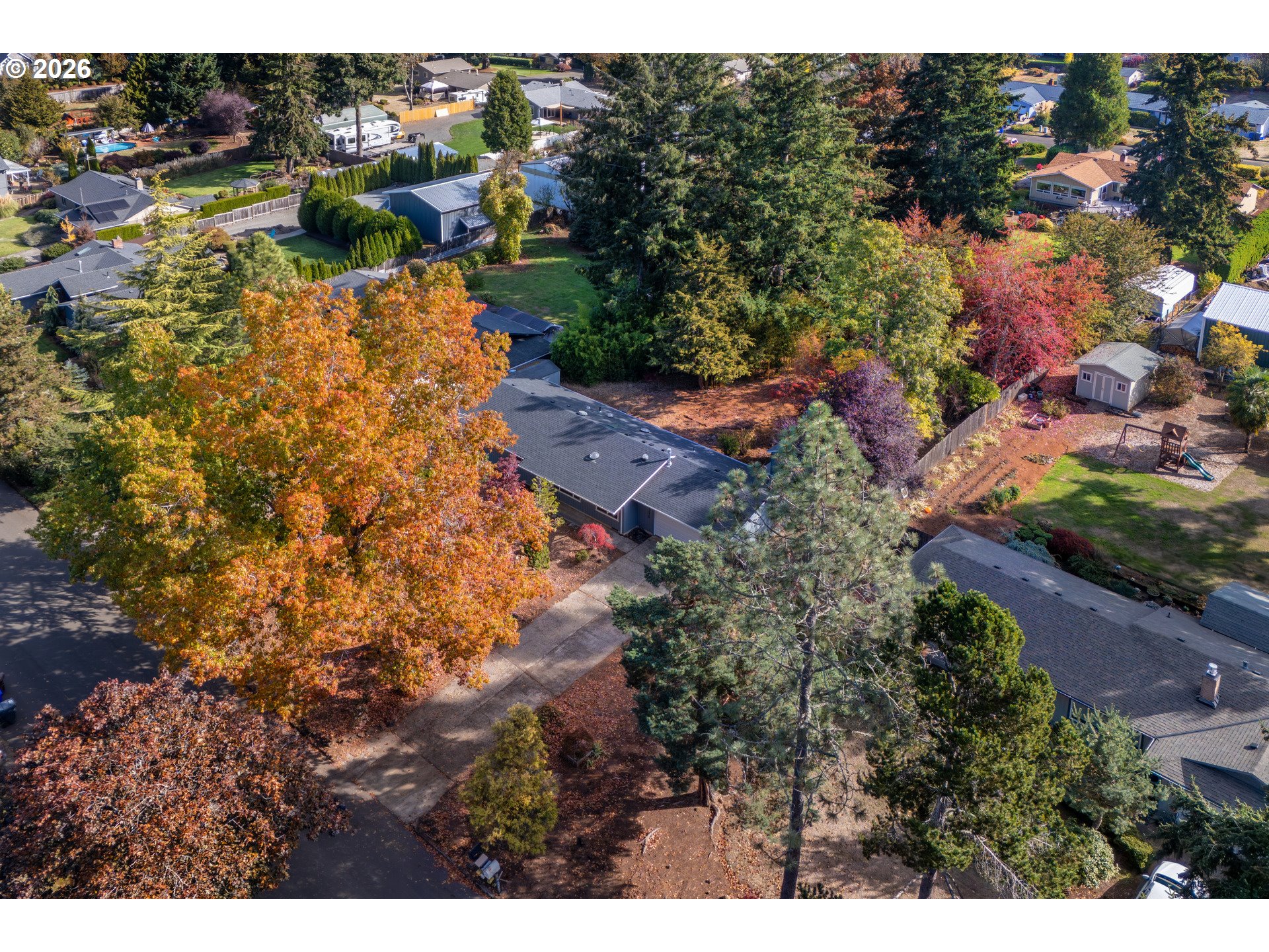 21520 S Lee Dr Property Photo 5