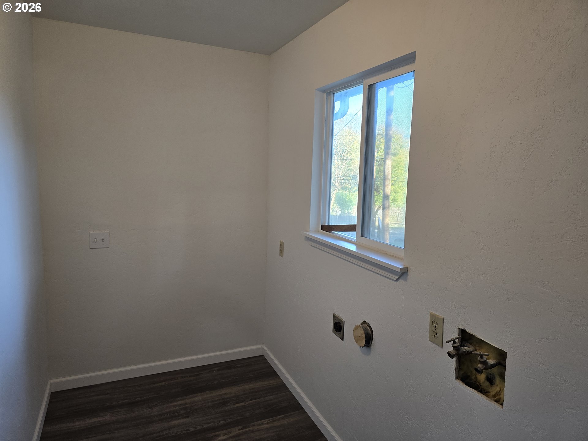 954 Ne Madrona Dr Property Photo 21