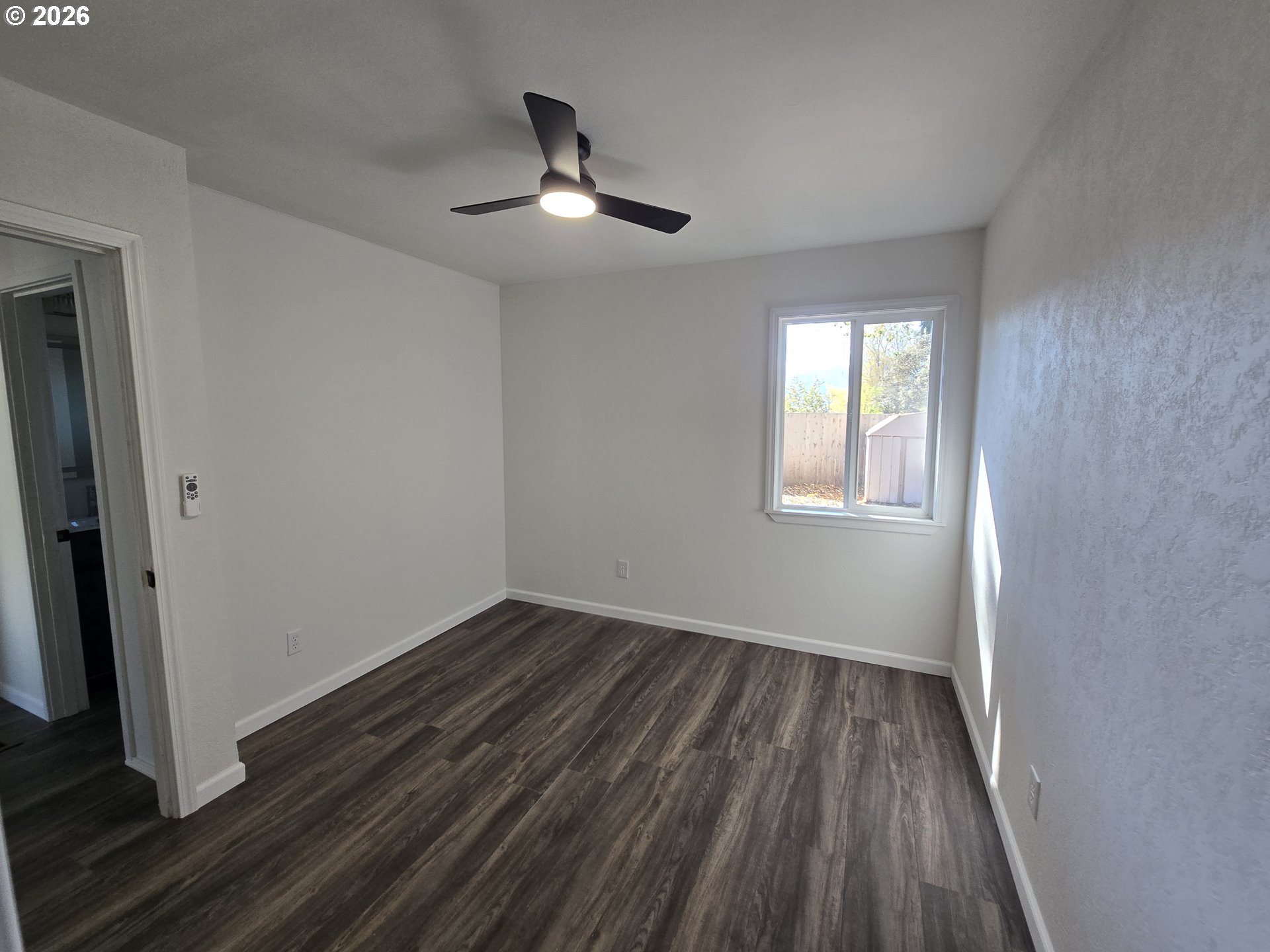 954 Ne Madrona Dr Property Photo 24