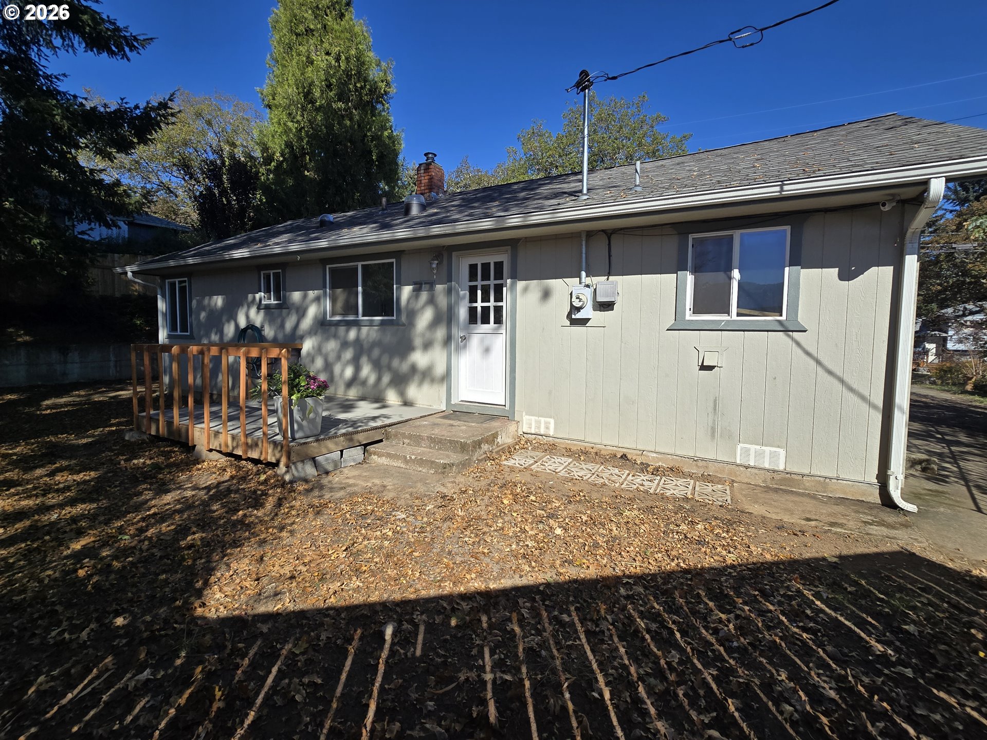 954 Ne Madrona Dr Property Photo 40