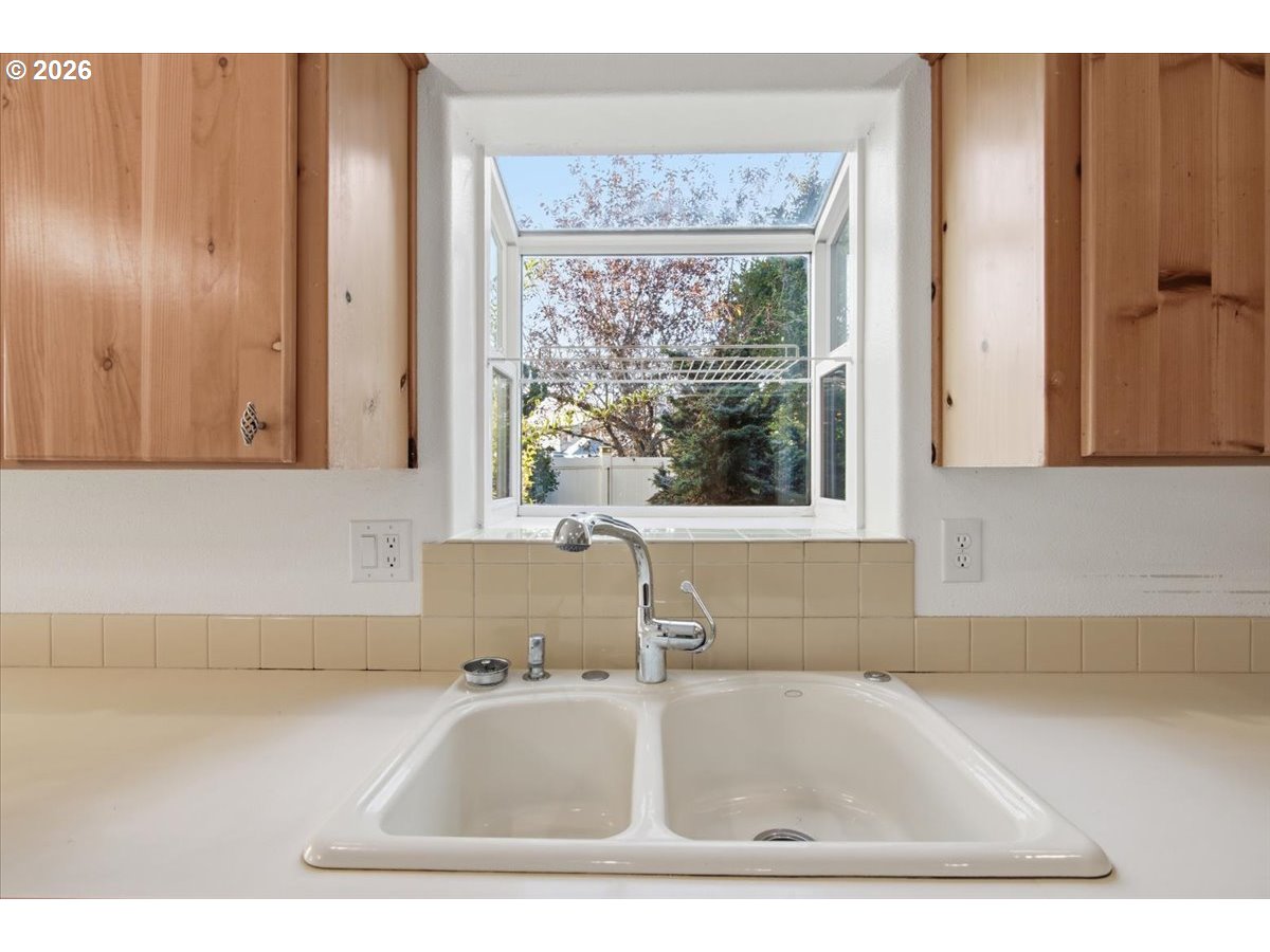 4374 Log Dr Property Photo 10