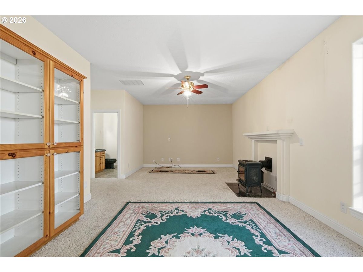 4374 Log Dr Property Photo 11