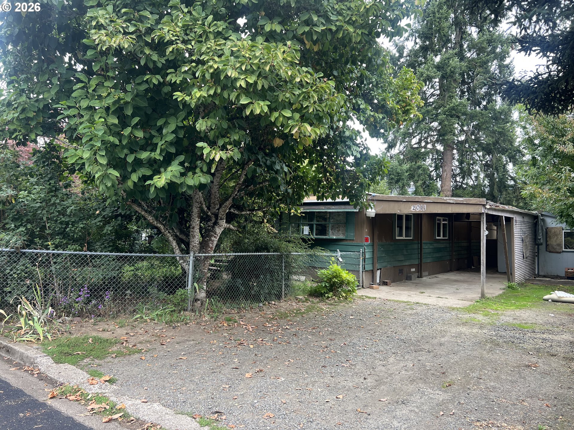 2011 Harbor Dr Property Photo 1