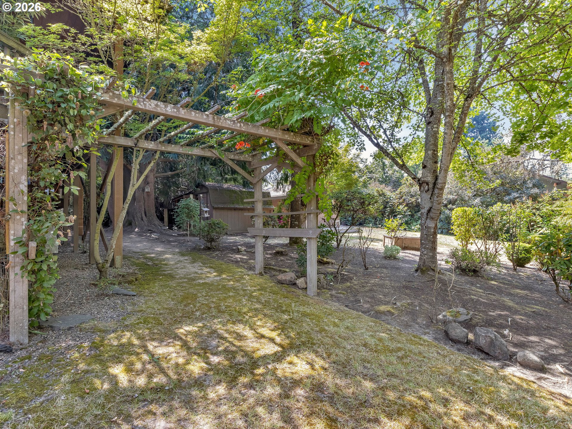 1129 Nw Connell Ave Property Photo 47