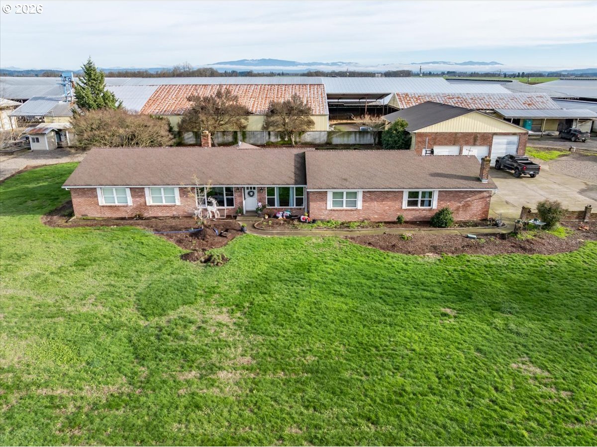35719 Engle Rd Property Photo 15