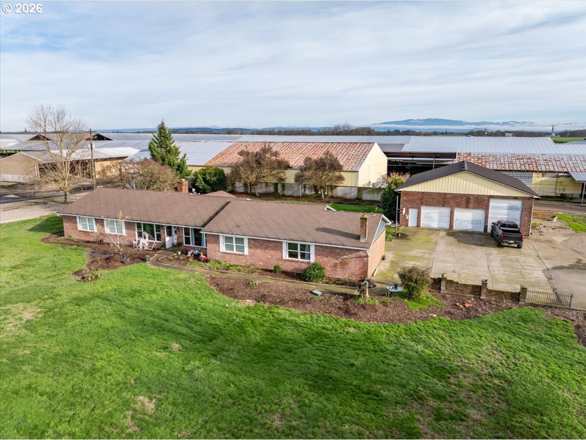 35719 Engle Rd Property Photo 16