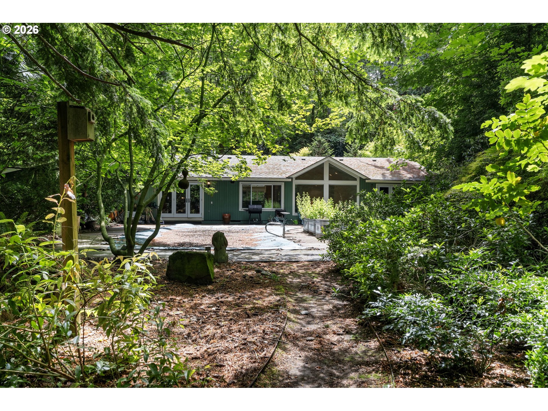 4500 W Burnside Rd Property Photo 4