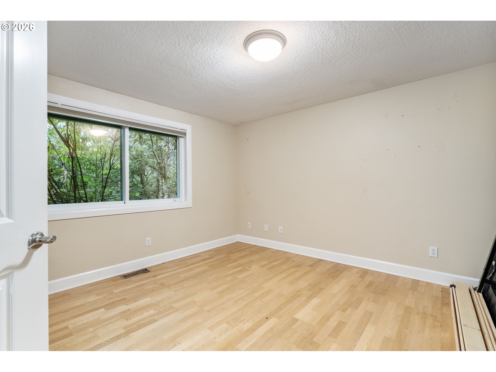 4500 W Burnside Rd Property Photo 10