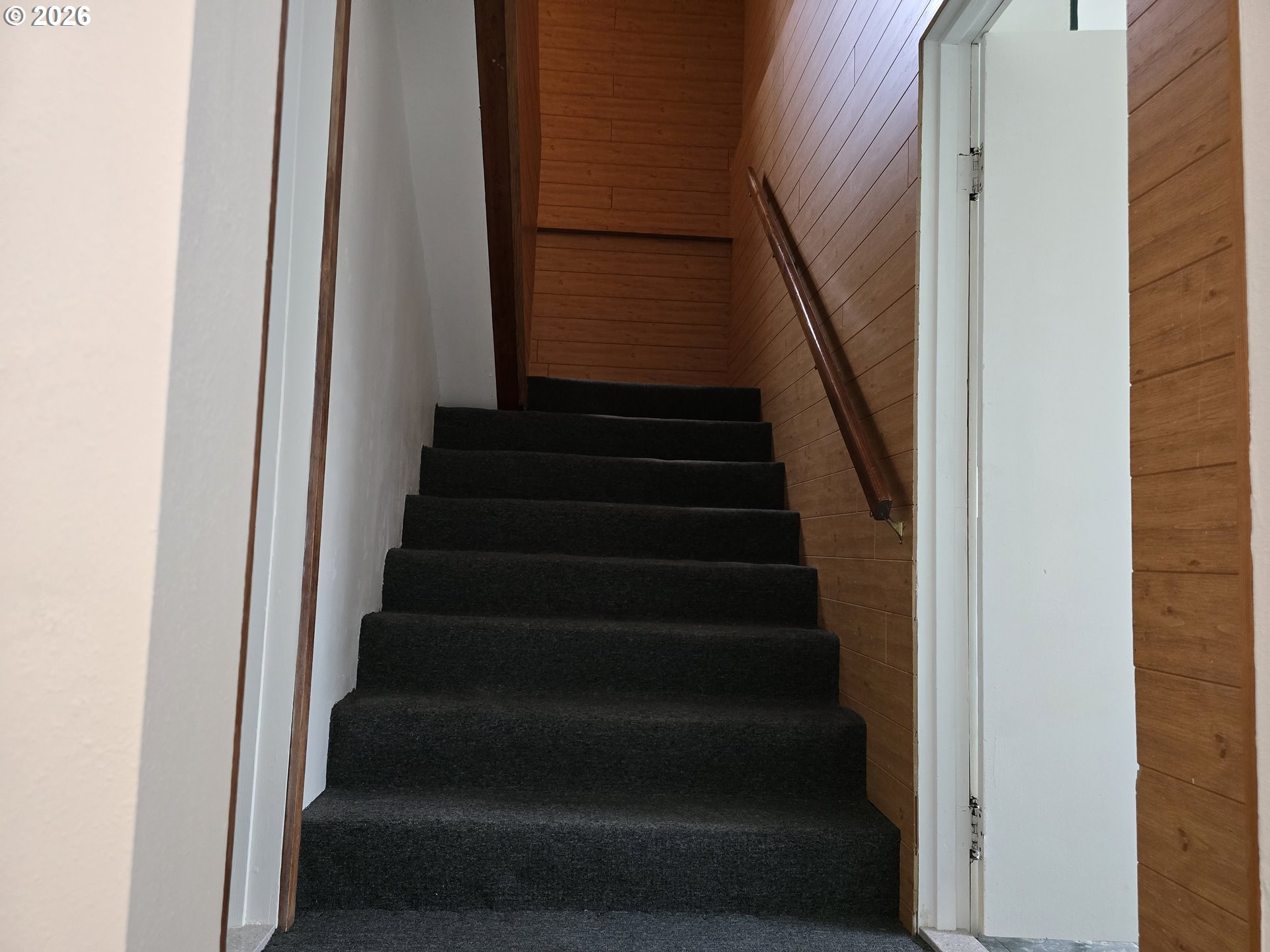 920 Lemont St Property Photo 18