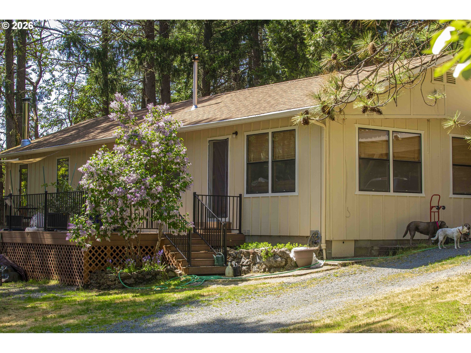 3866 Placer Rd Property Photo 3