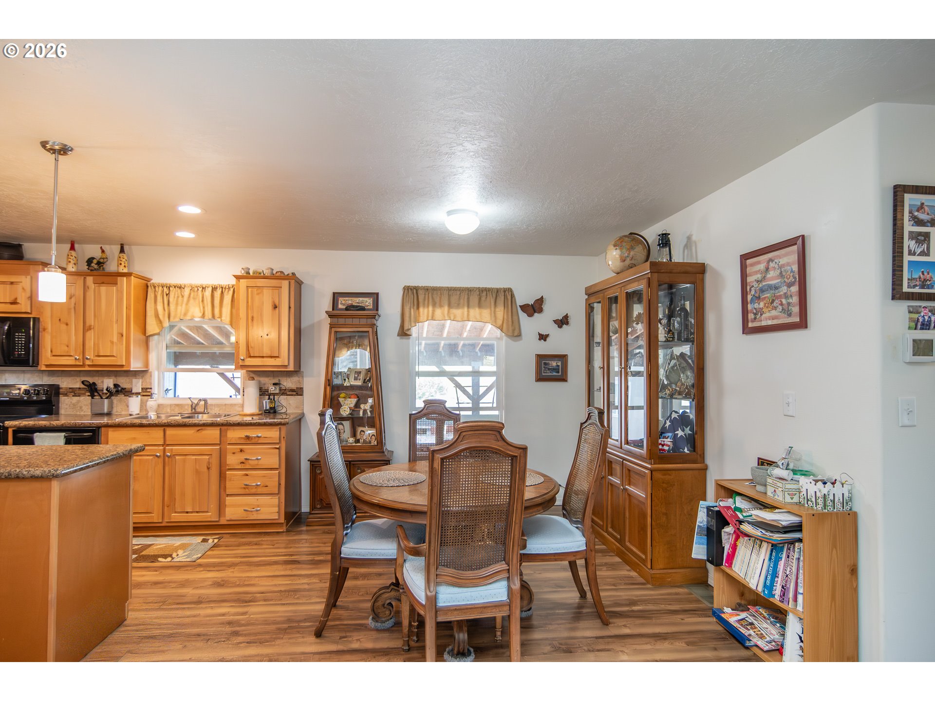 180 Nestucca Ln Property Photo 10