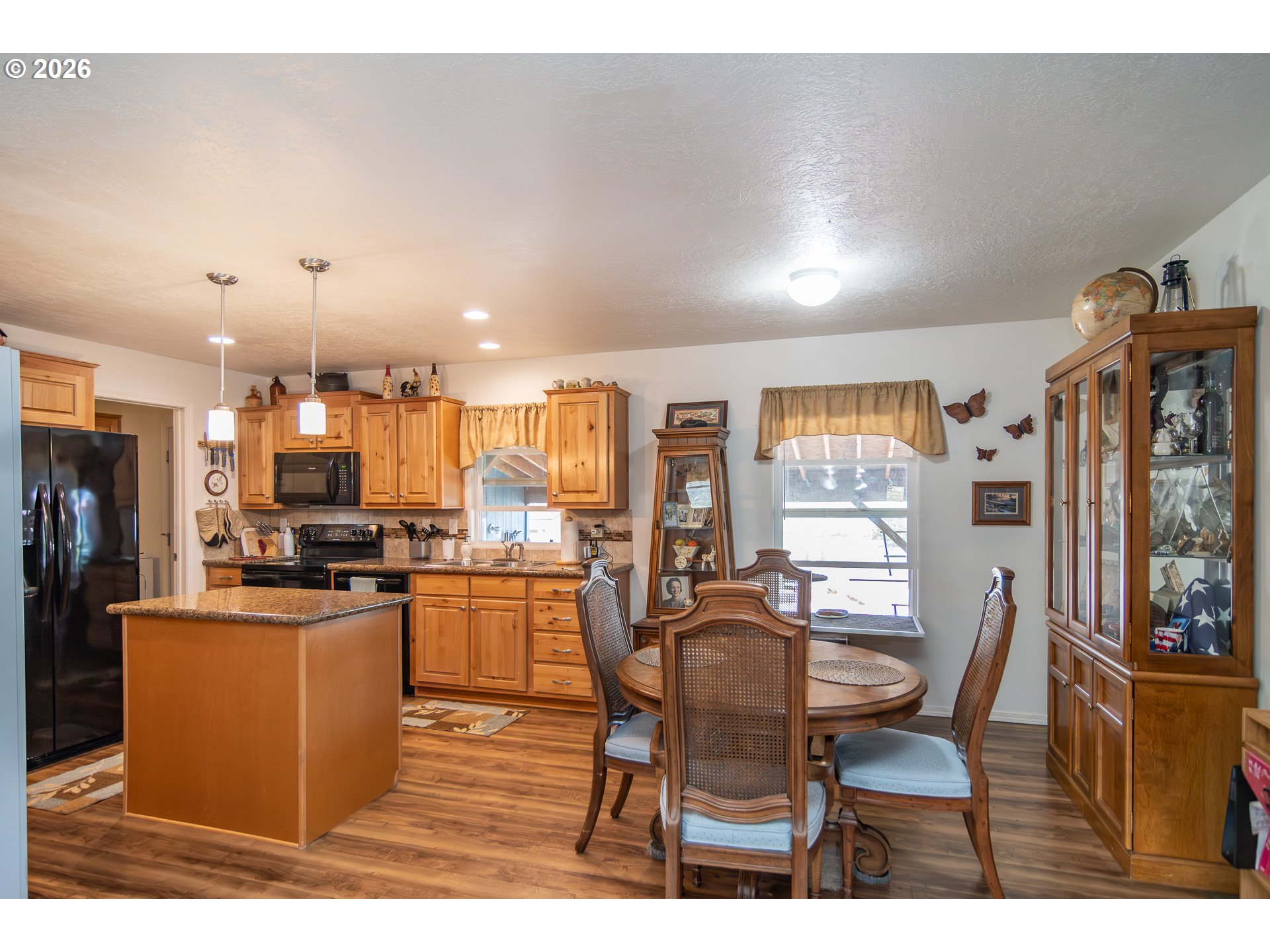 180 Nestucca Ln Property Photo 11