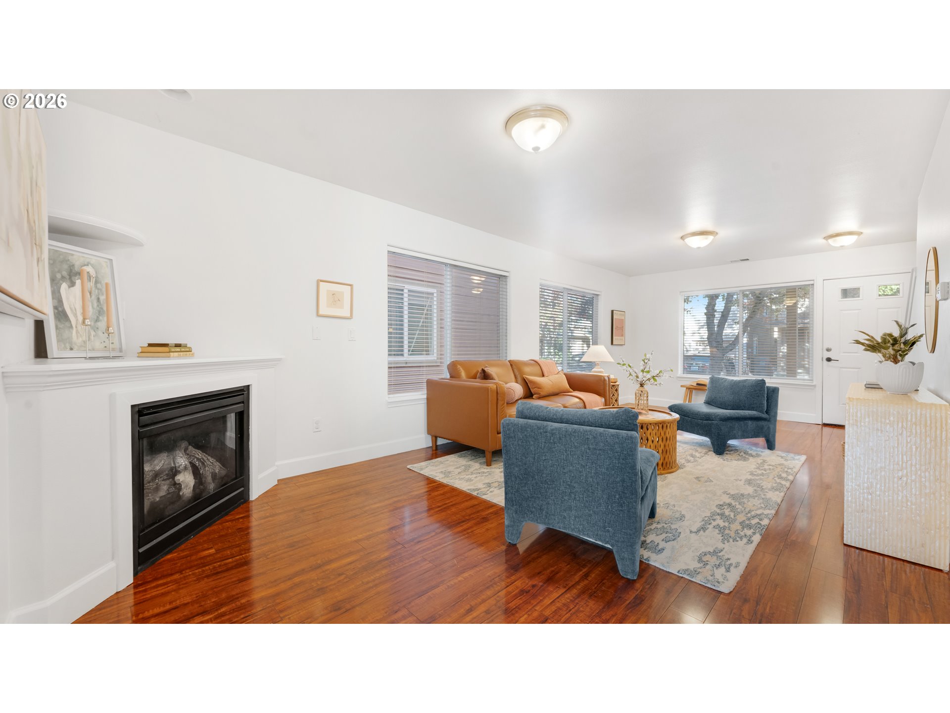 8637 Se Rhone St Se Property Photo 8