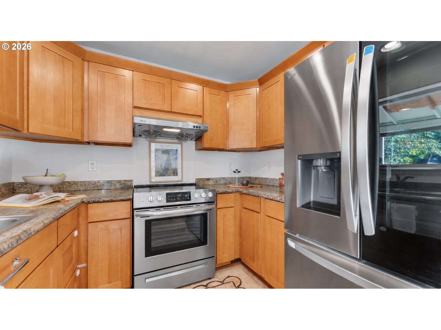 8637 Se Rhone St Se Property Photo 14
