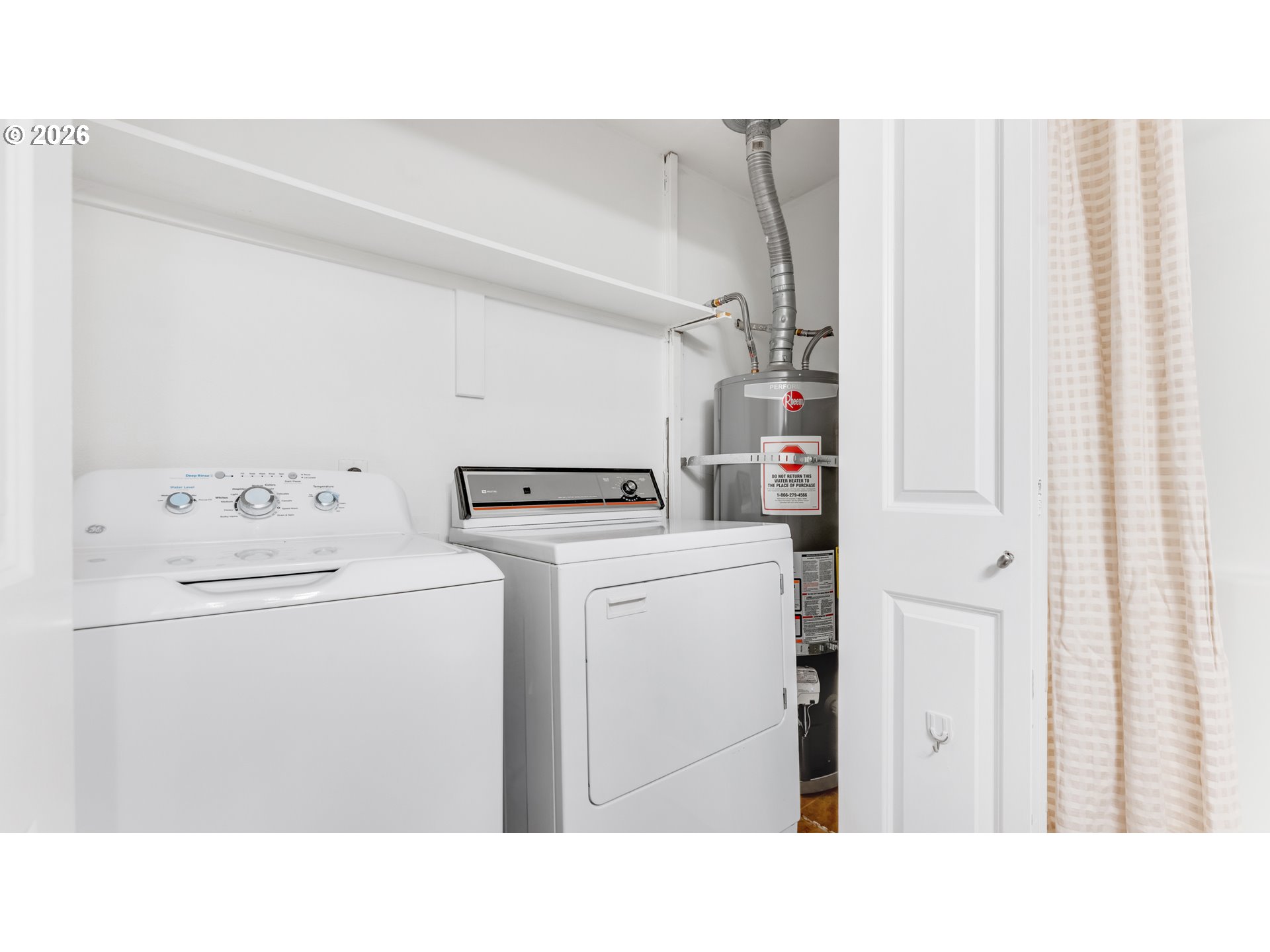 8637 Se Rhone St Se Property Photo 20
