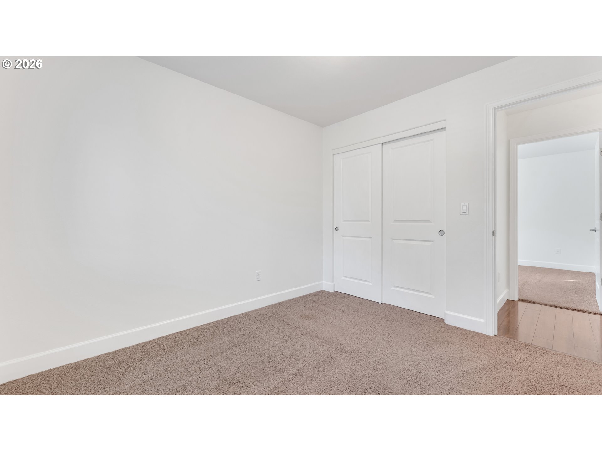 8637 Se Rhone St Se Property Photo 24