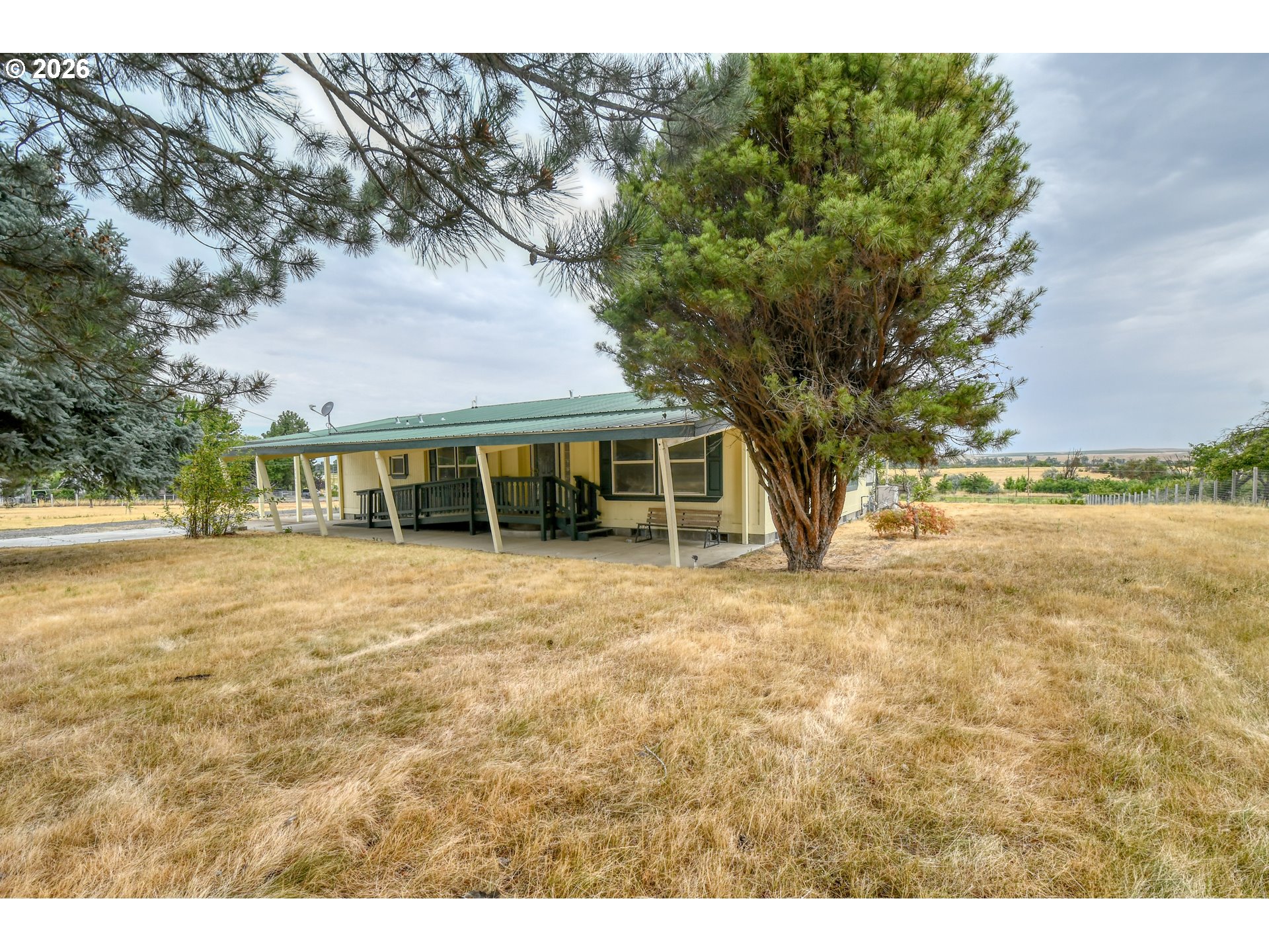 75055 W Oregon Ln Property Photo 3