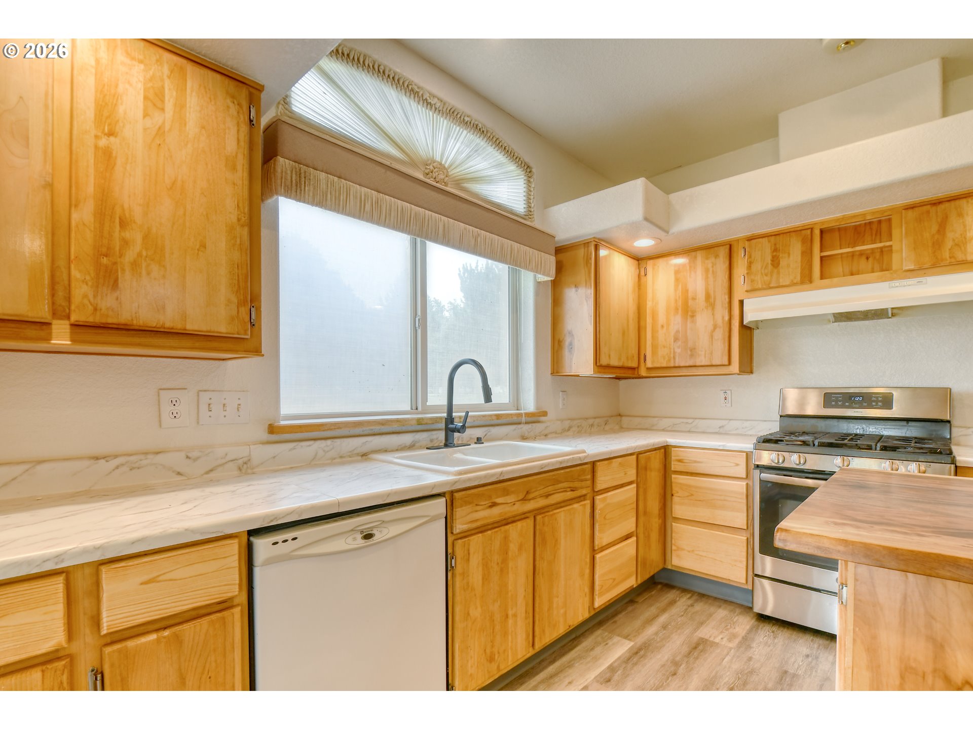 75055 W Oregon Ln Property Photo 23