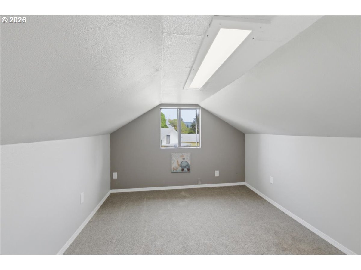 2320 Cedar St Property Photo 35
