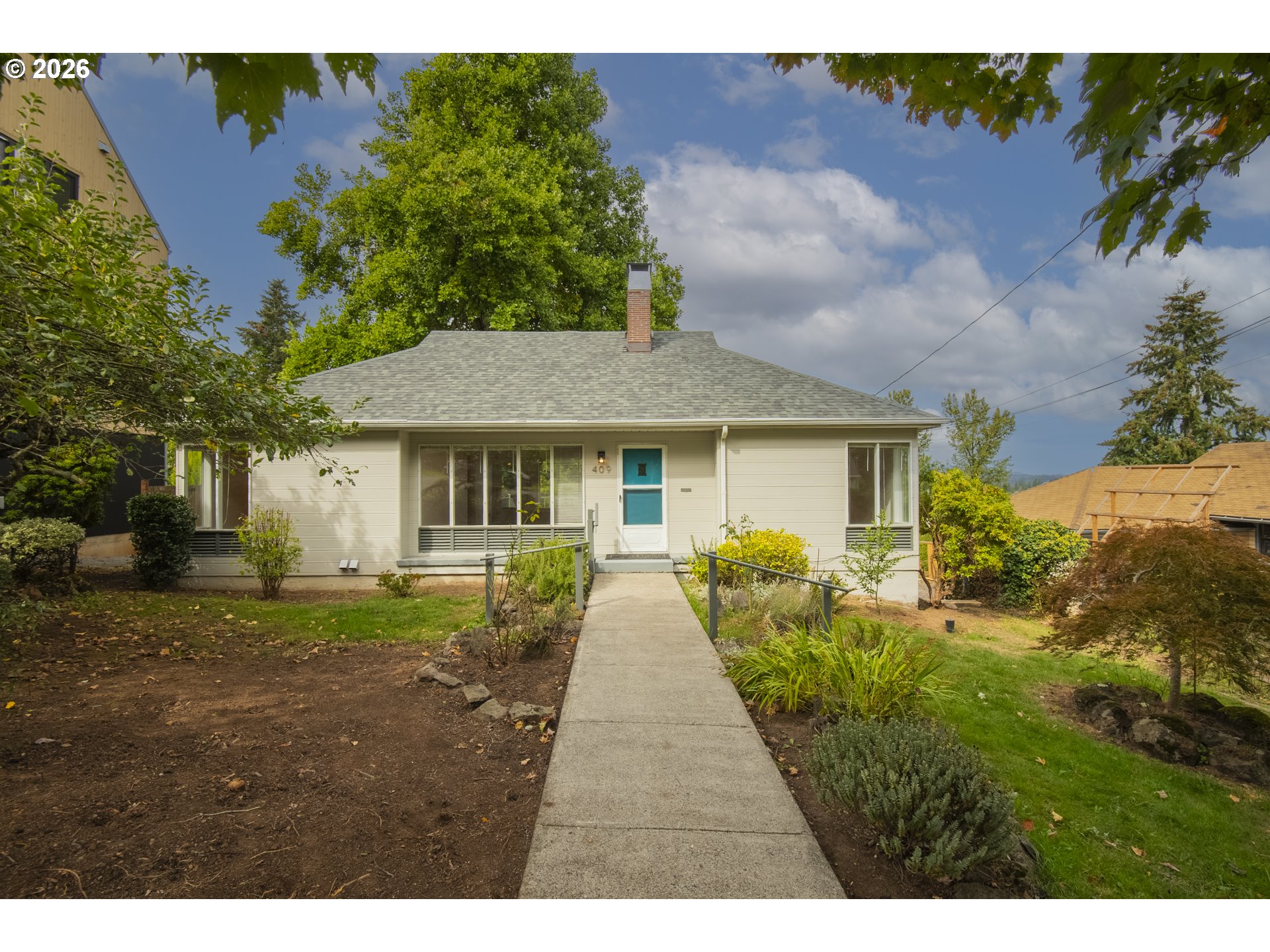 409 JACKSON ST