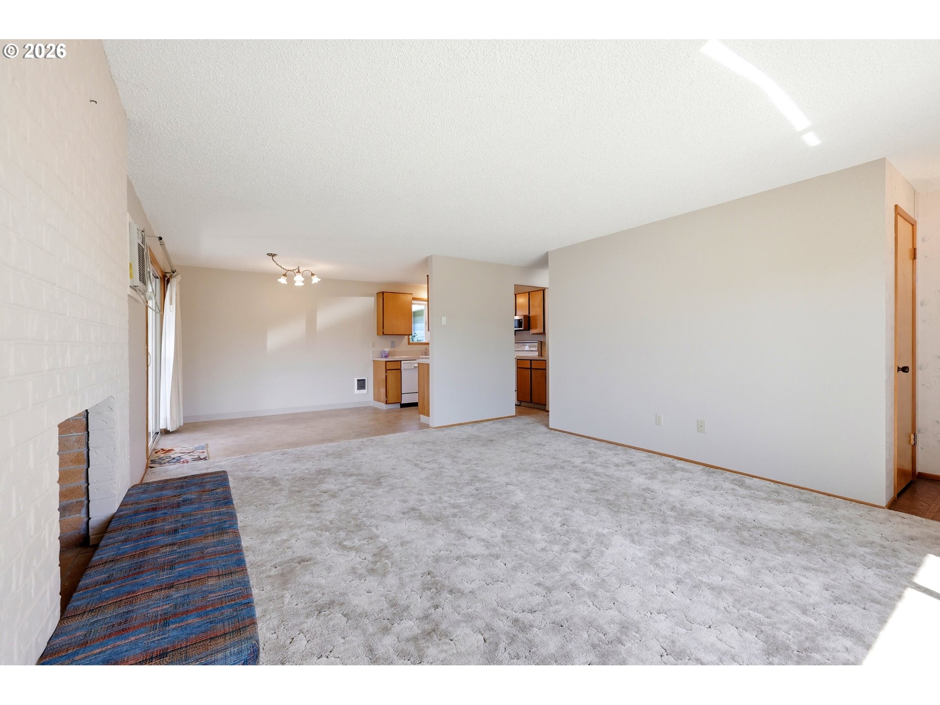 745 Ne Fleming Ave C22 Property Photo 7