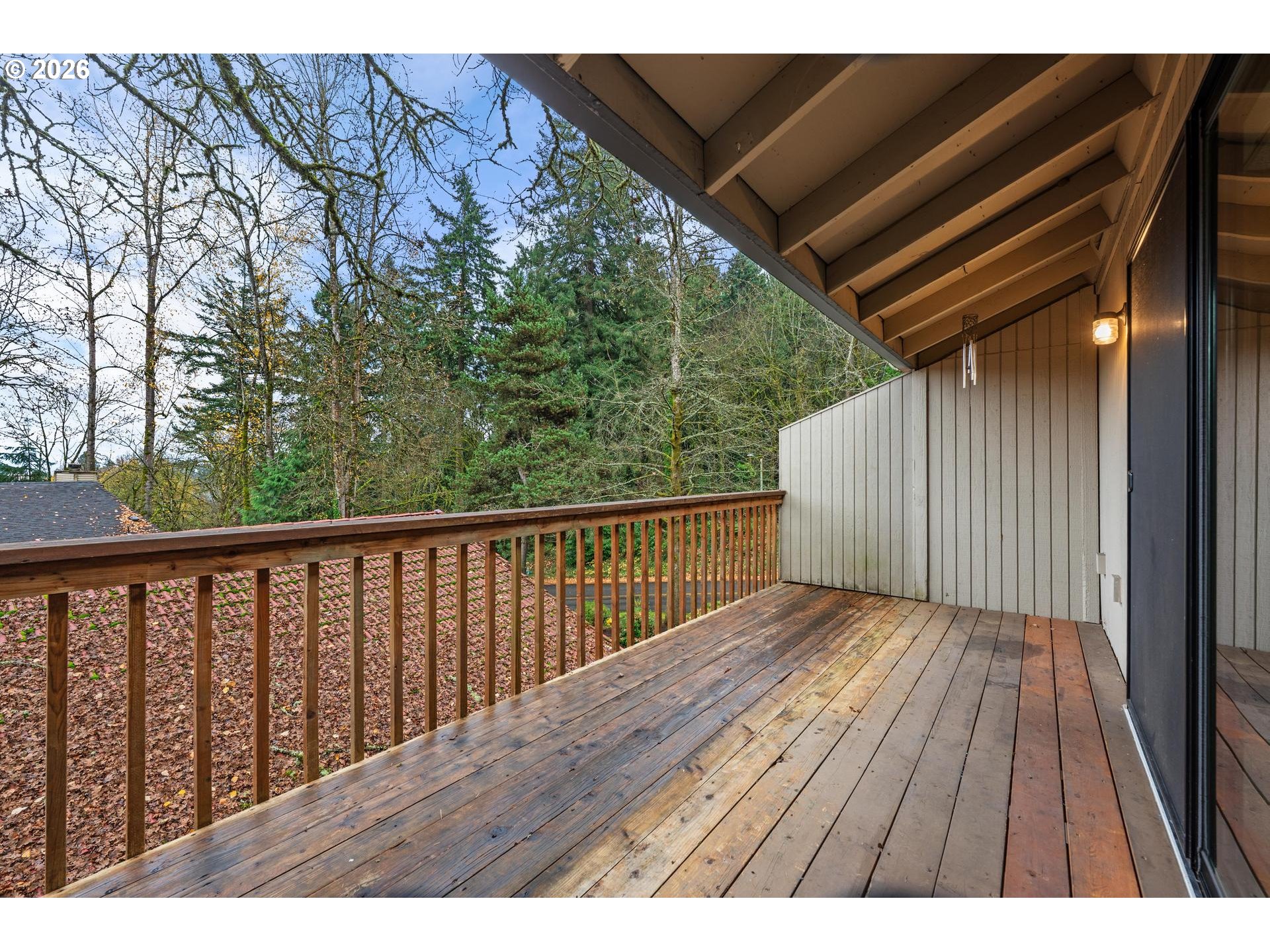 2802 Tree Top Ln Property Photo 15