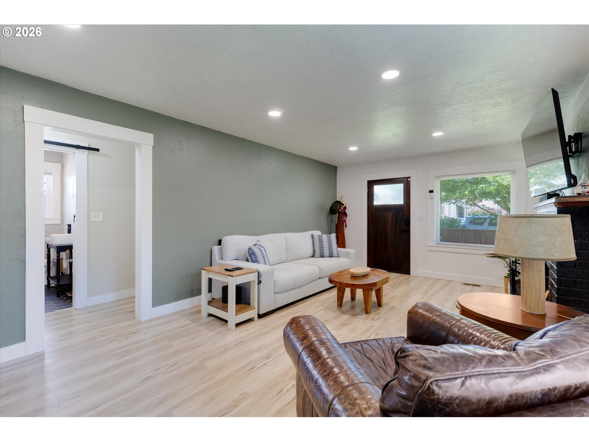 807 S Pearl St Property Photo 7