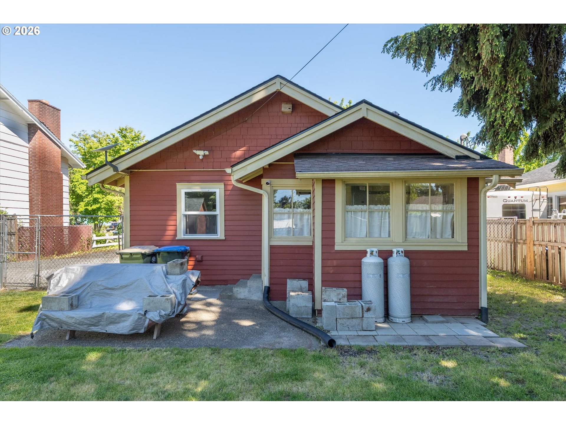 807 S Pearl St Property Photo 30