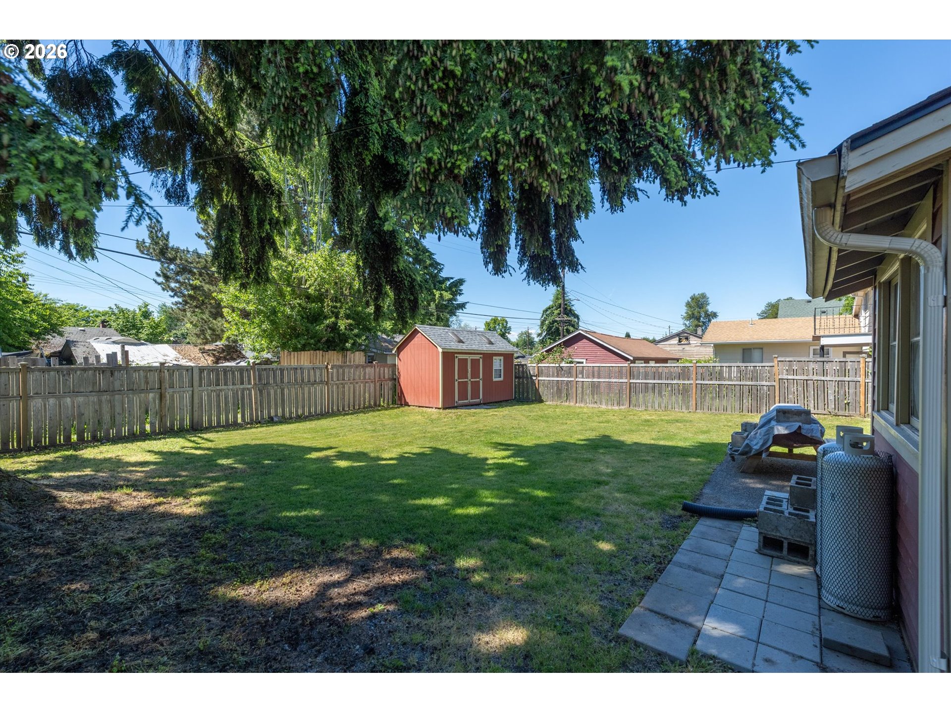 807 S Pearl St Property Photo 36