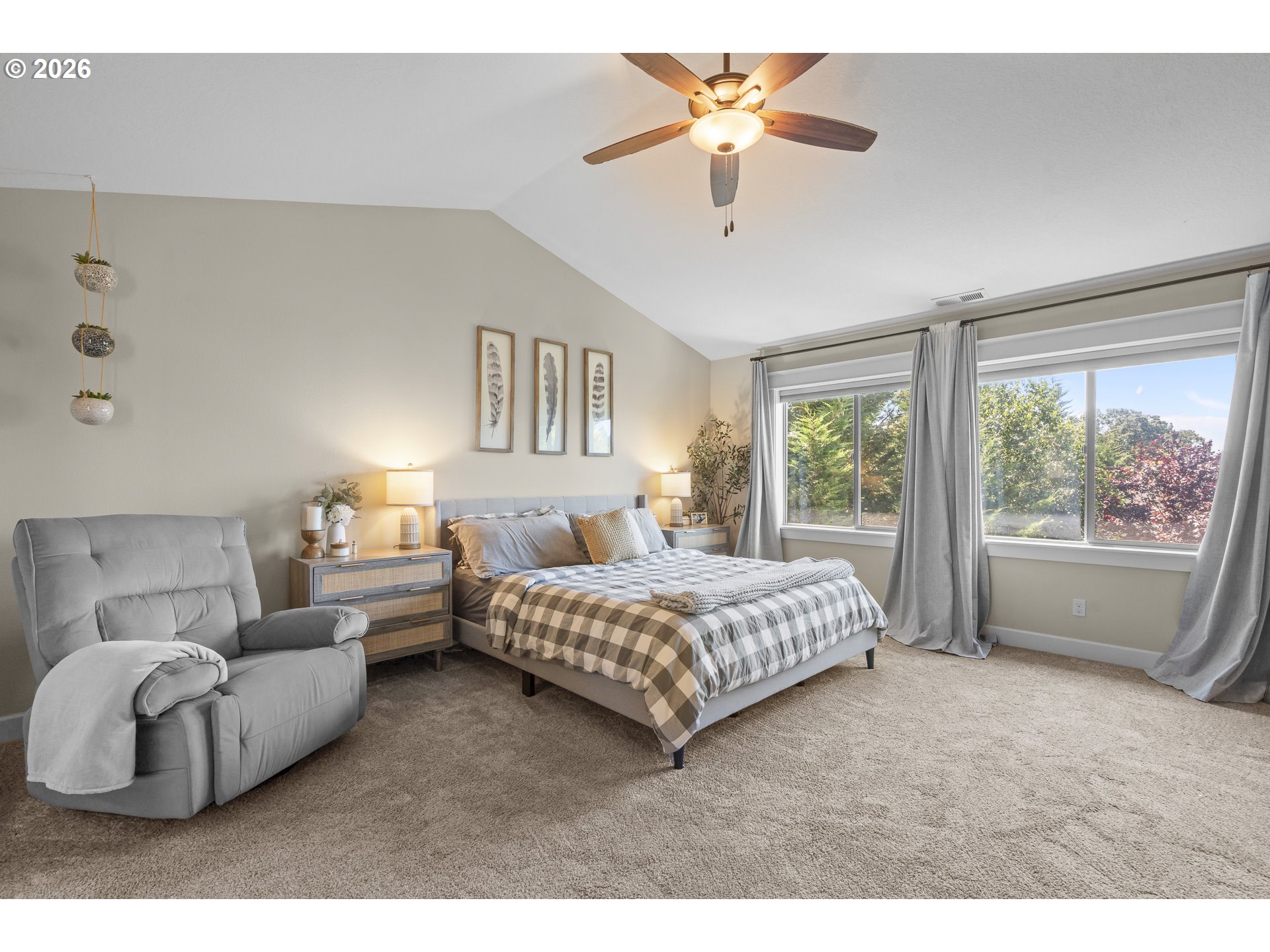 5102 E Longest Dr Property Photo 19