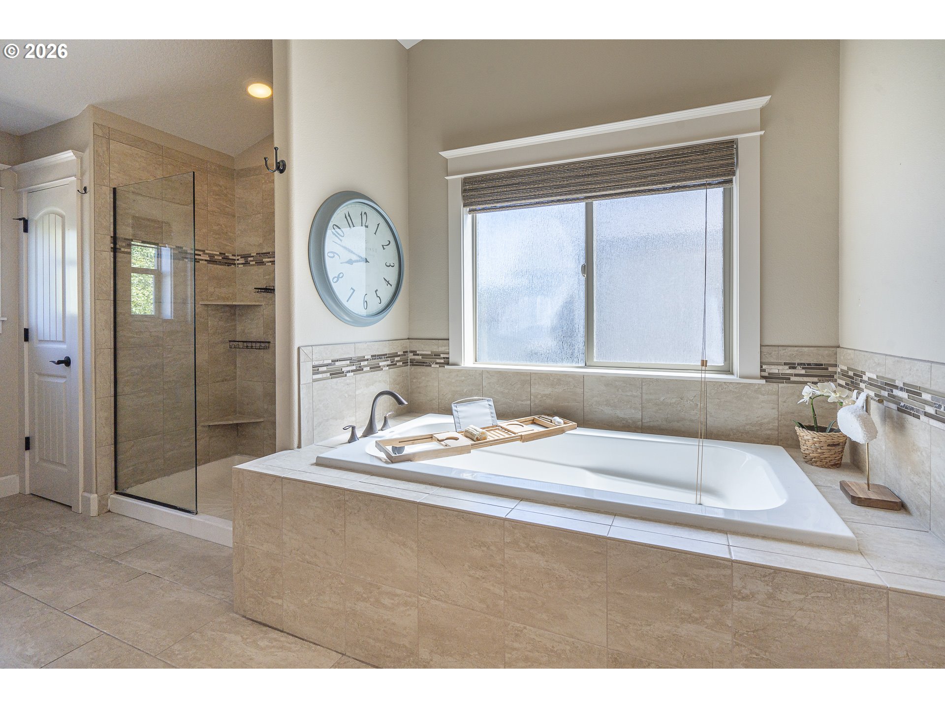 5102 E Longest Dr Property Photo 22
