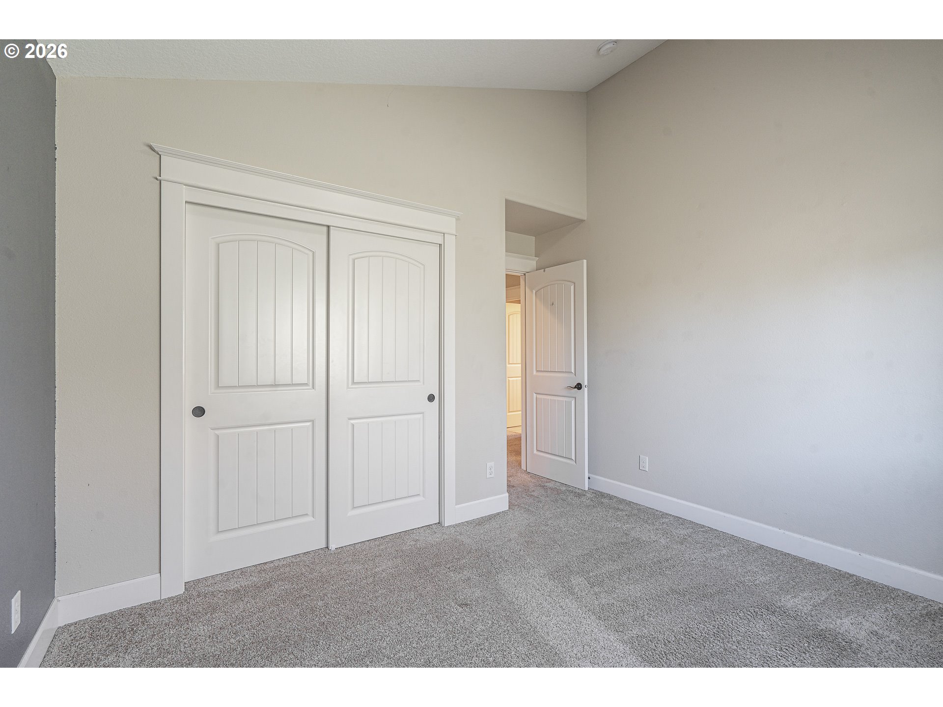 5102 E Longest Dr Property Photo 25