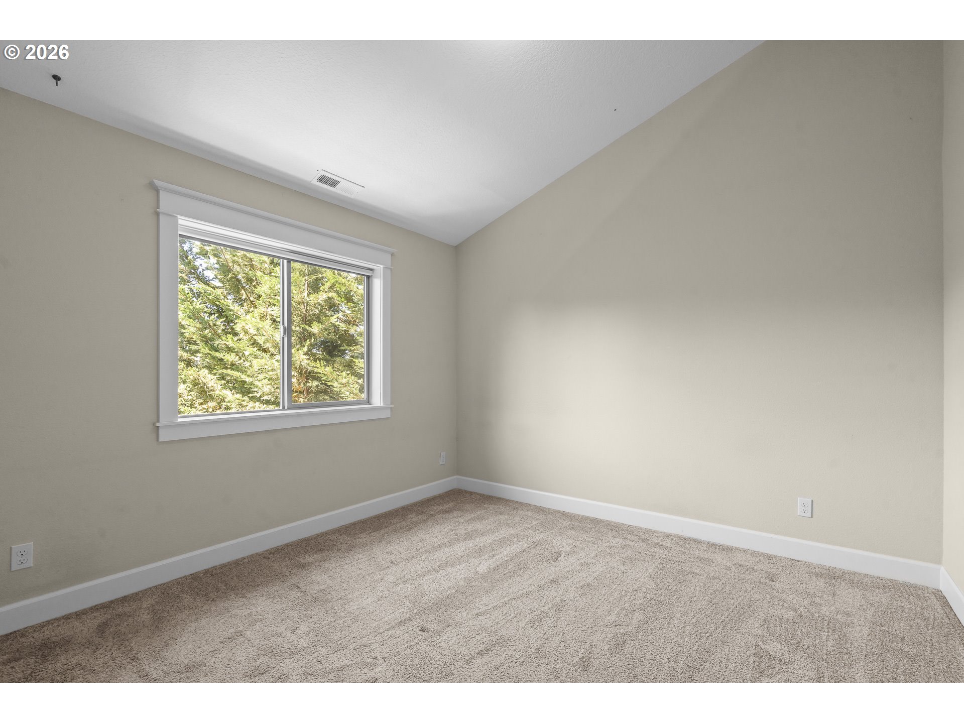 5102 E Longest Dr Property Photo 26