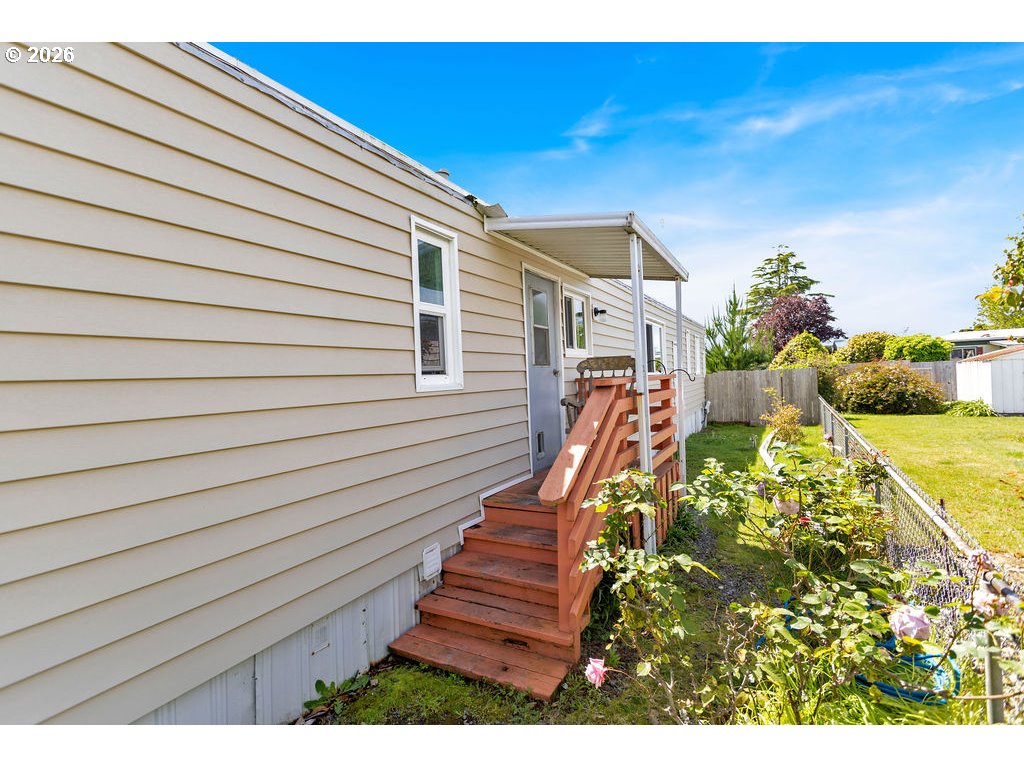 15889 Sunset Strip 62 Property Photo 44
